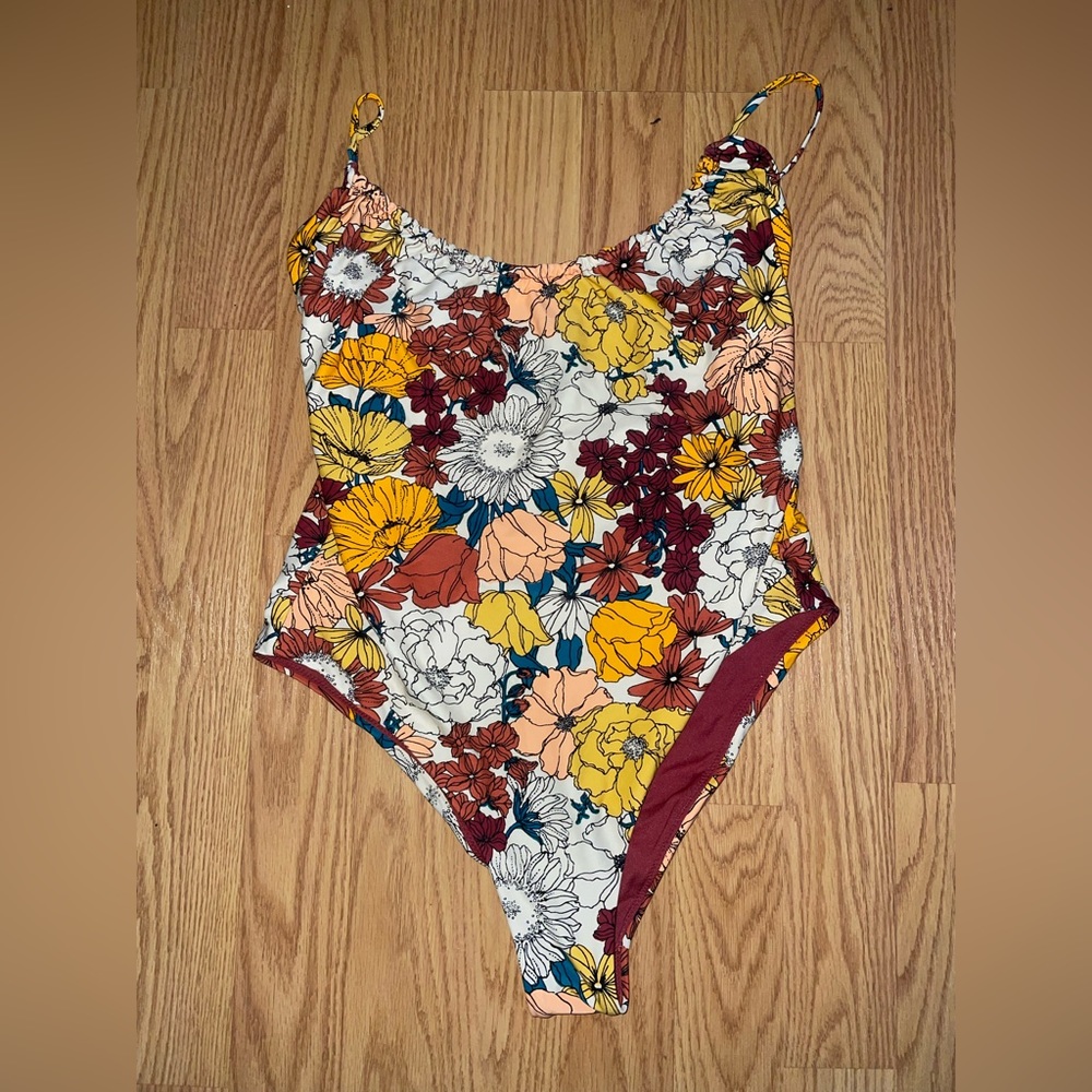 One piece Rip Curl floral swimsuit